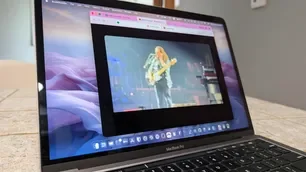 I tried DuckDuckGo's new AI video player on the Galaxy S26, and it blocks YouTube ads for free